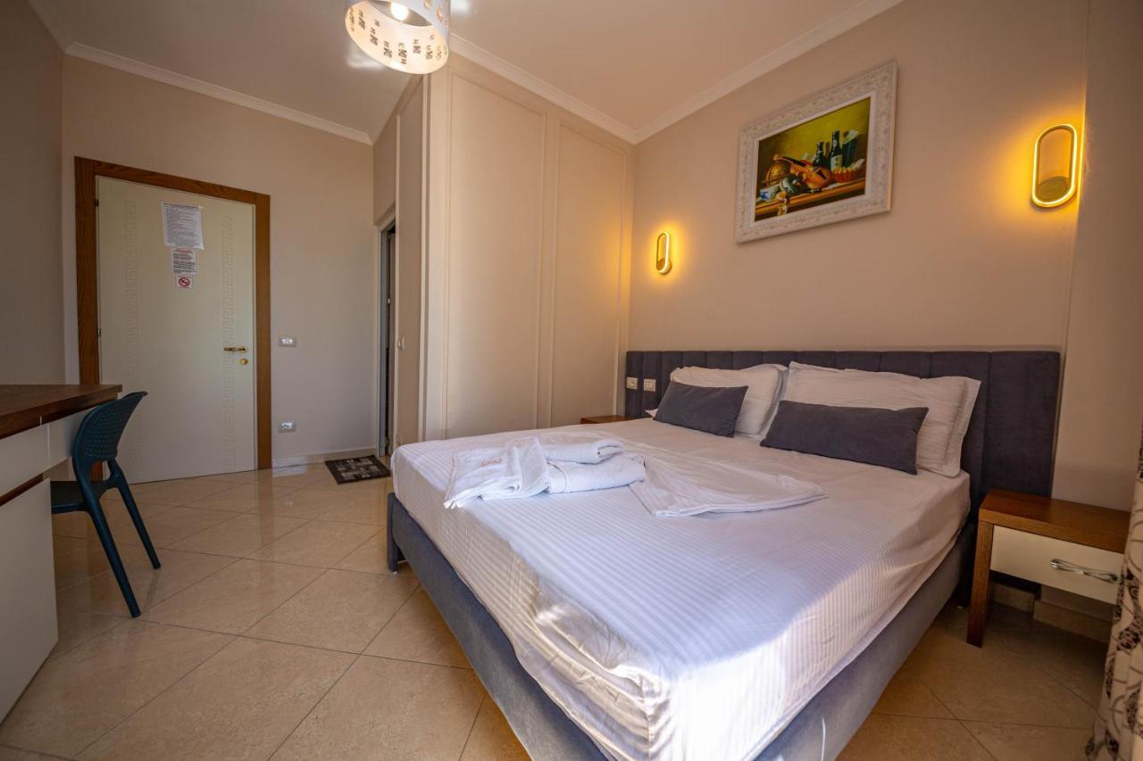Hotel Vila Misiri Durrës 外观 照片