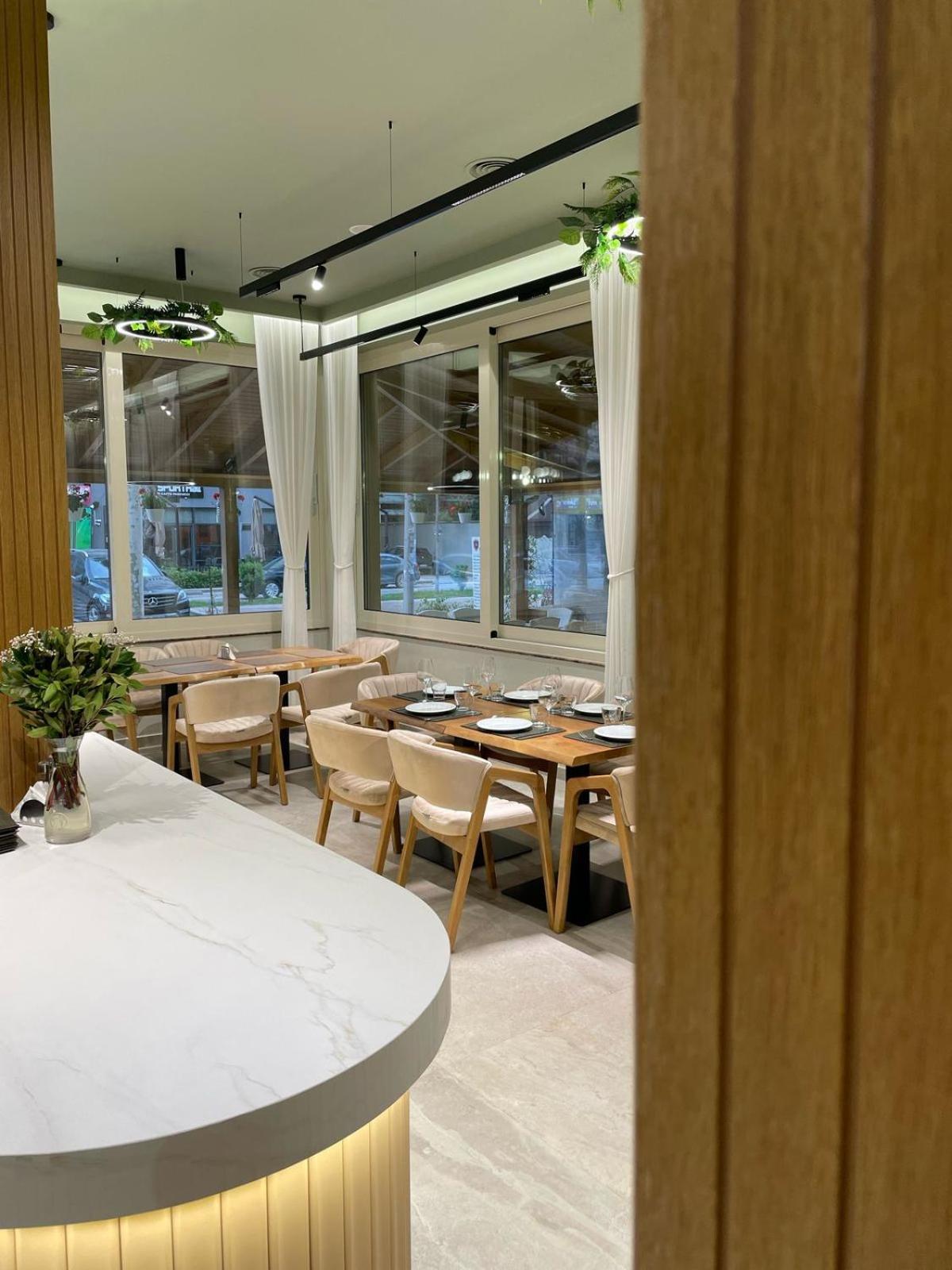 Hotel Vila Misiri Durrës 外观 照片